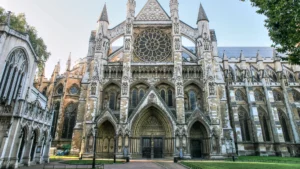 Read more about the article The Timeless Elegance of Gothic Architecture